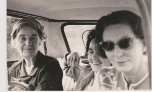 May McCann, Rose and Mary (in the middle) 001